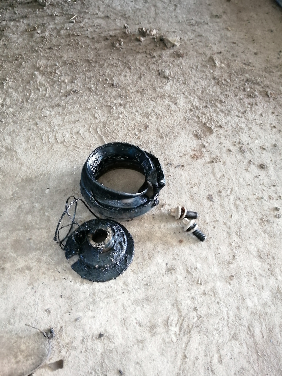 Замена пыльника гранаты Lada Granta — Lada Гранта лифтбек, 1,6 л, 2016 ...