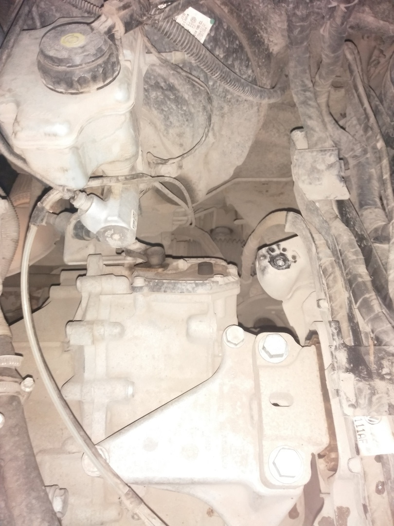 Замена масла в ДСГ, чистка кондиционера, ремонт гидроника(снова) и пару ...