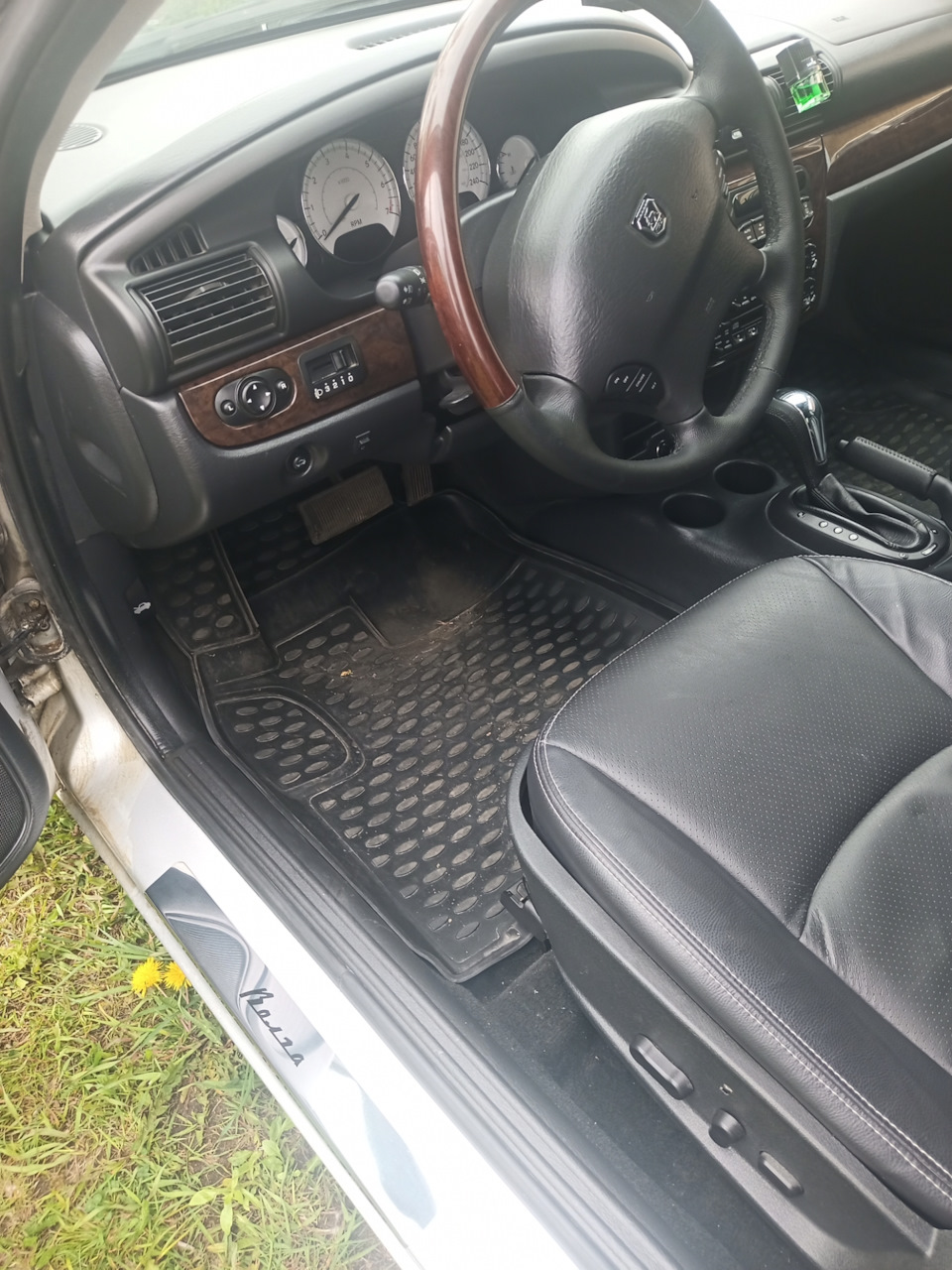 Пороги — ГАЗ Сайбер, 2,4 л, 2008 года | стайлинг | DRIVE2