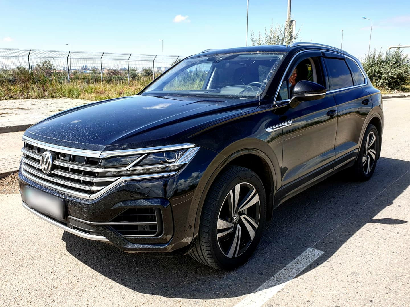 Volkswagen touareg cr7. Туарег CR. Seven Force фото.
