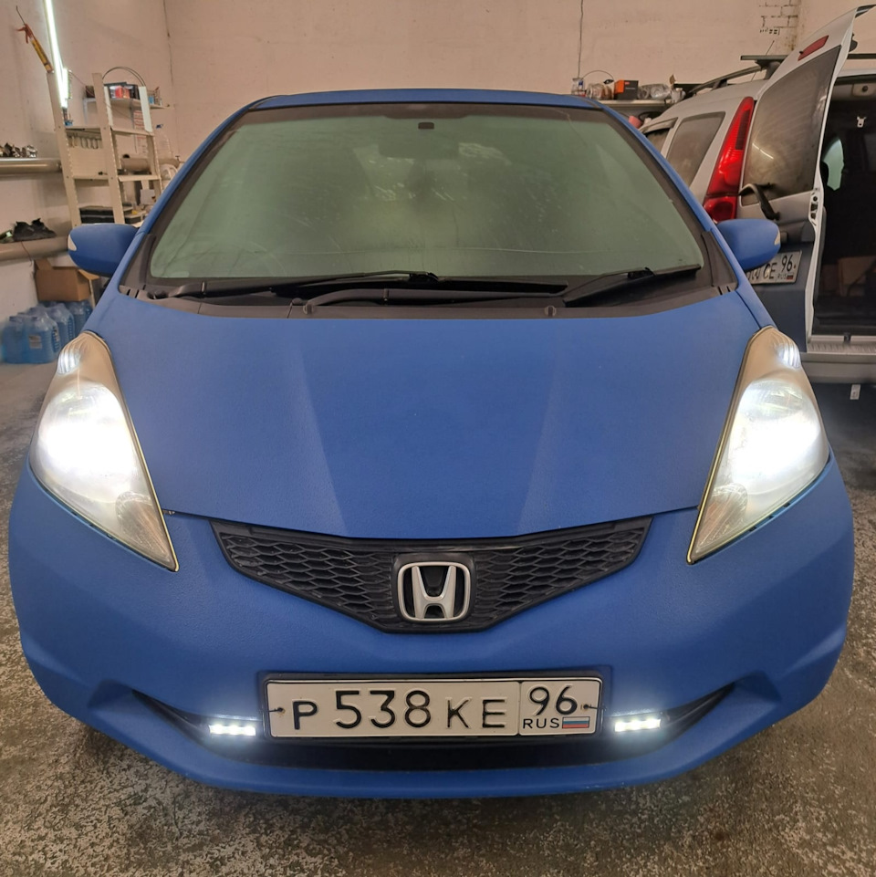 Линзы в фары Aozoom — Honda Fit (2G), 1,3 л, 2008 года | тюнинг | DRIVE2