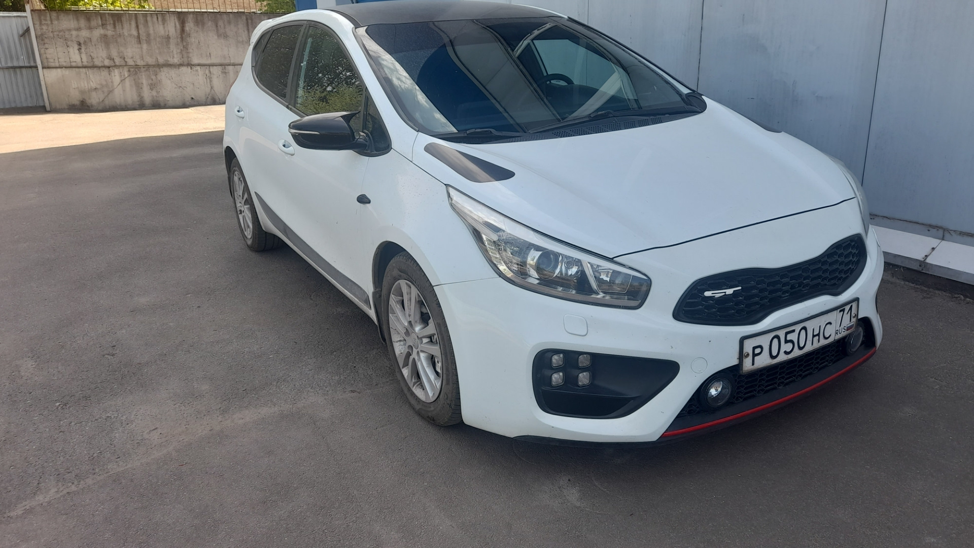 Kia Ceed White