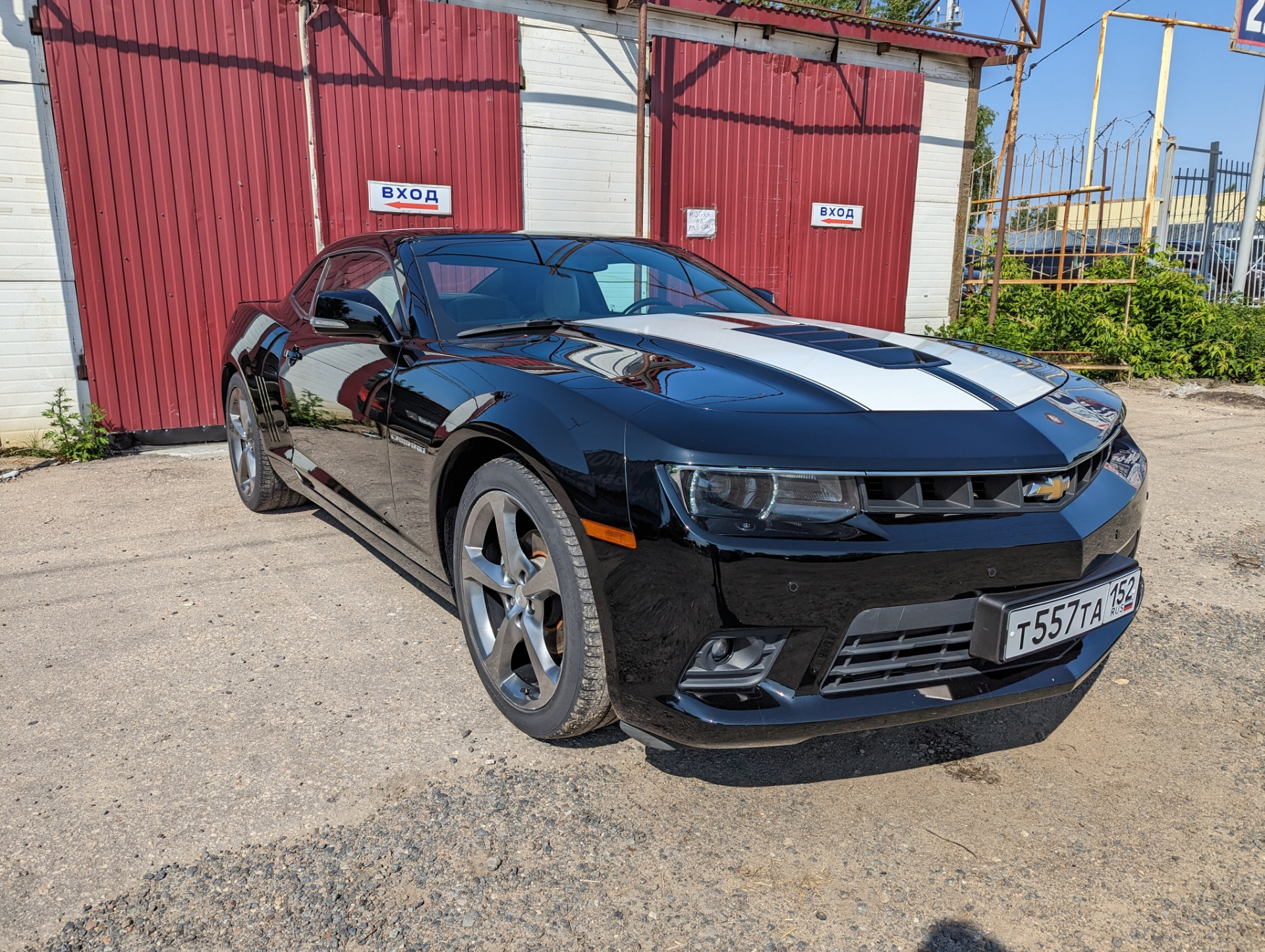 Освежение экстерьера и интерьера — Chevrolet Camaro V, 3,6 л, 2014 года |  мойка | DRIVE2