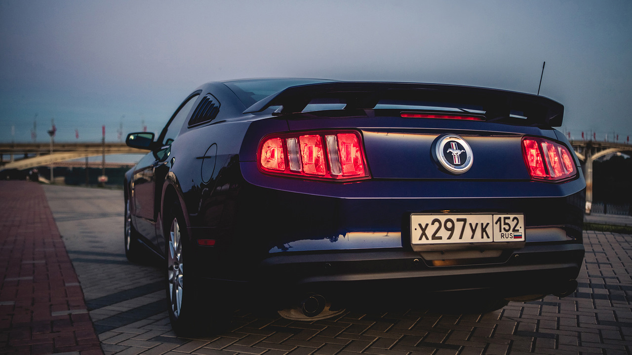 Ford Mustang 05 09 Tail Lights