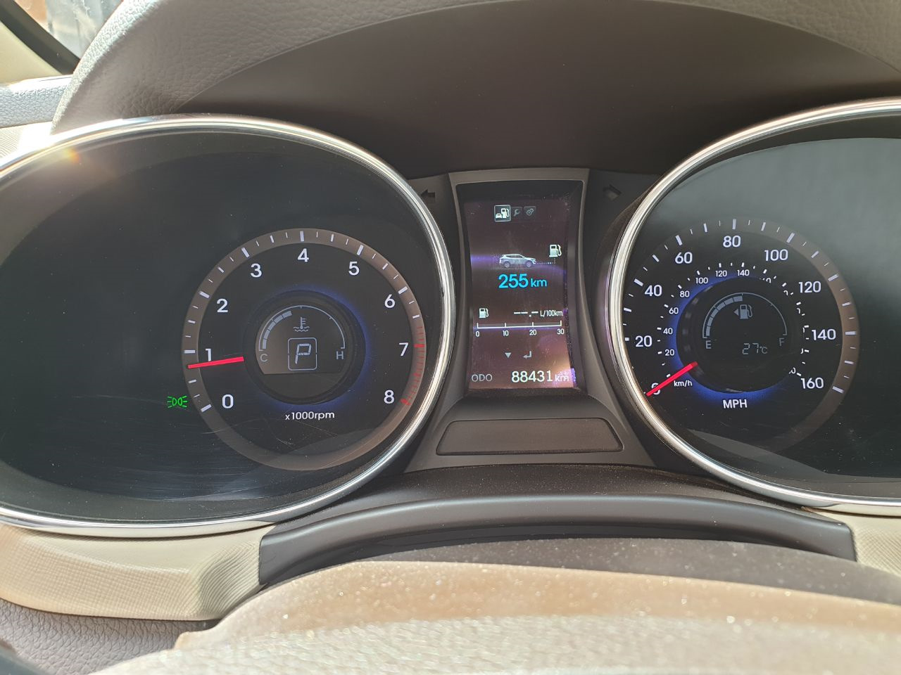 Hyundai santa fe 2019 carplay. Магнитола hyundai santa fe 2019. 2008г hyundai santa fe 2 прибор панели. Магнитола санта фе 4. Hyundai santa fe 2014 панель приборов.