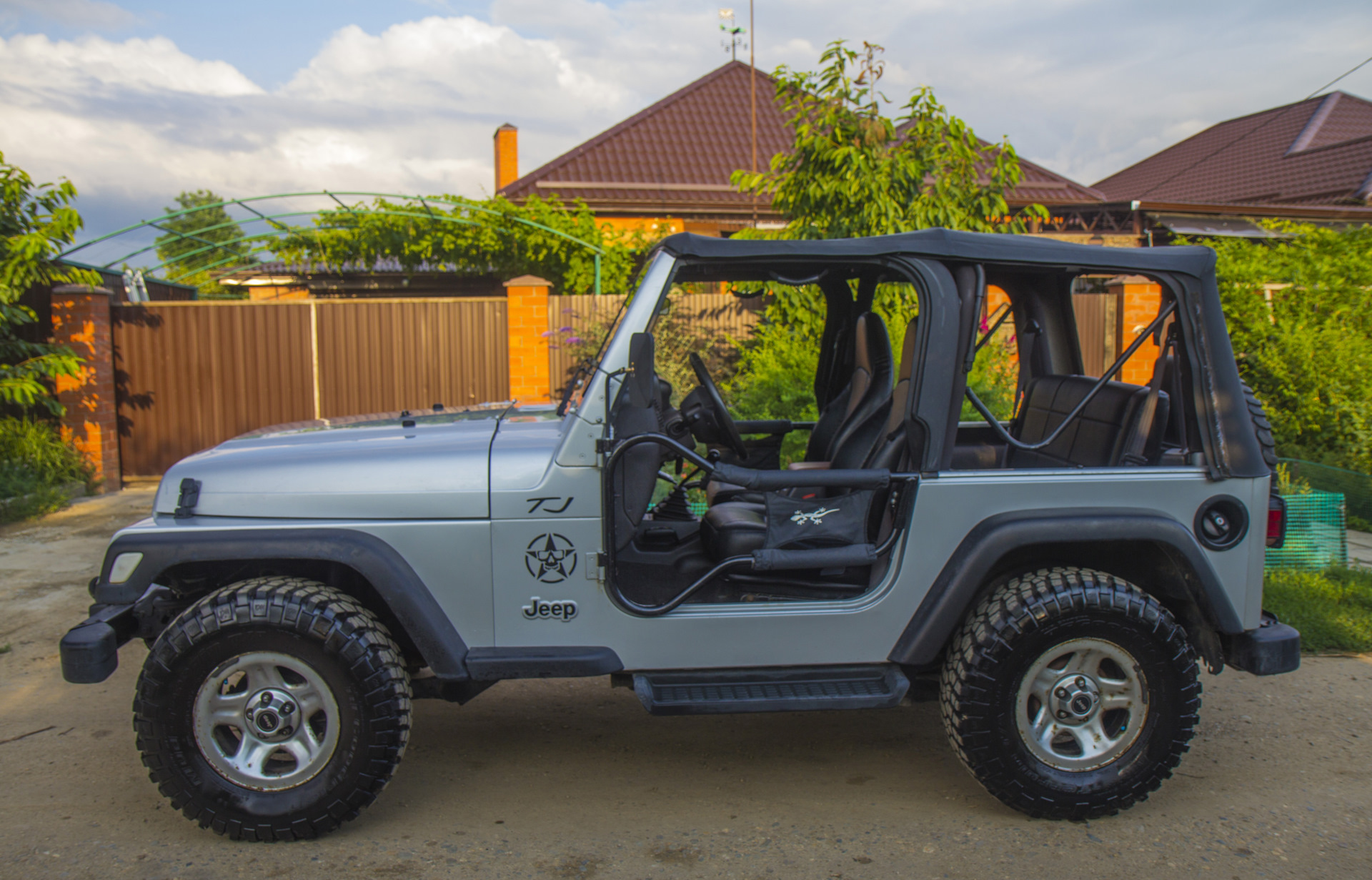 Jeep Wrangler 2 5 РњРў 2005