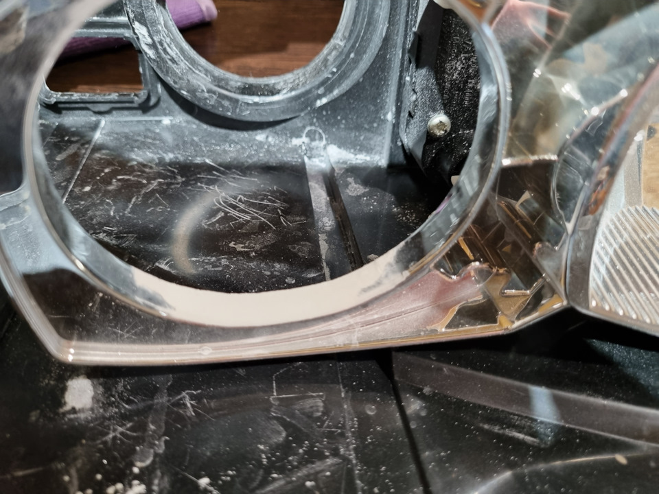 Nissan leaf установка линз. сборка очков. разметка прогрессивных линз. очки для коррекции зрения. линзы hyundai santa fe 2.