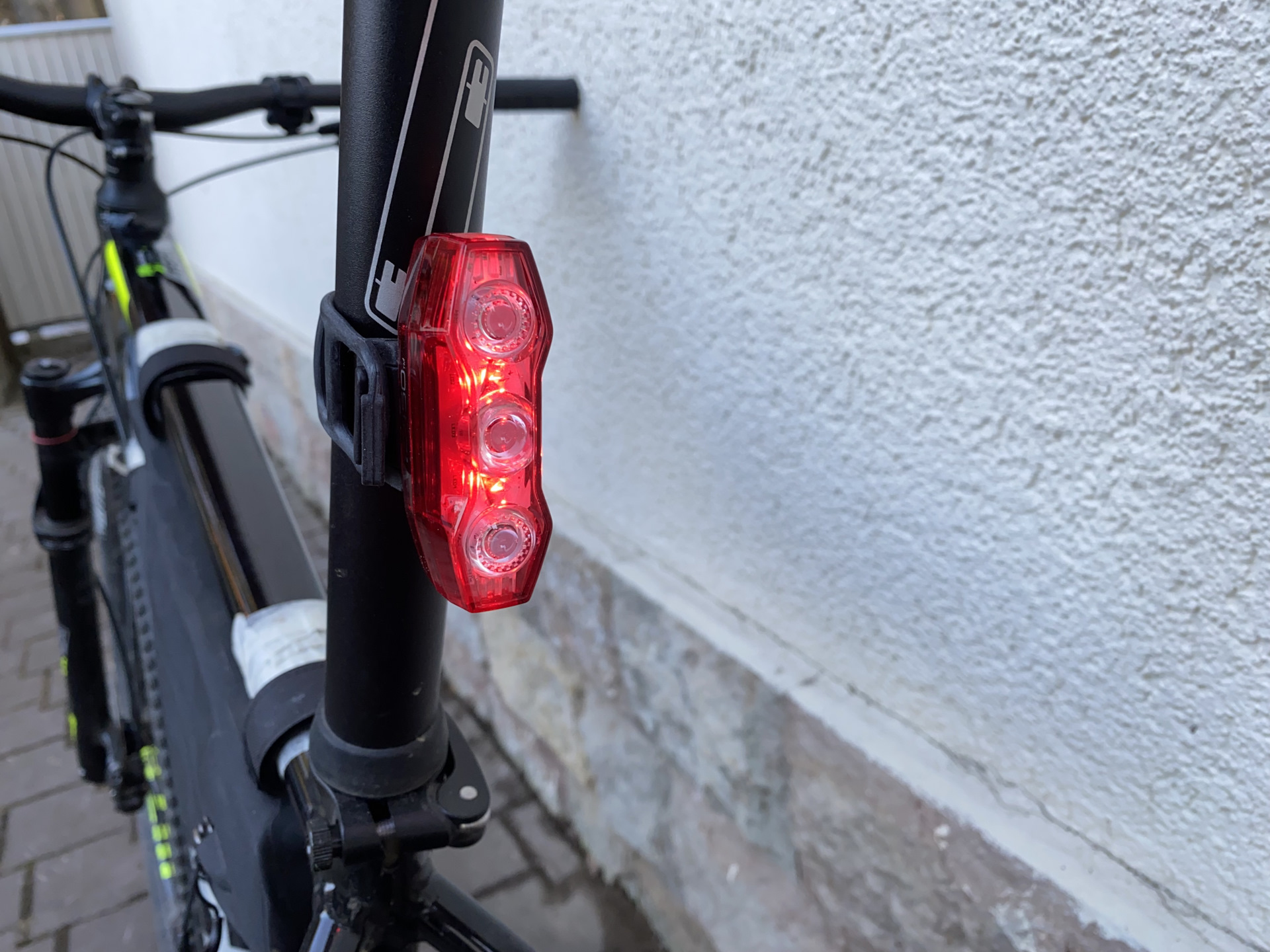 Хороший задний. Хороший задний. Хороший задний. Багажник 24-28" blf-h5/010043. Хороший задний.