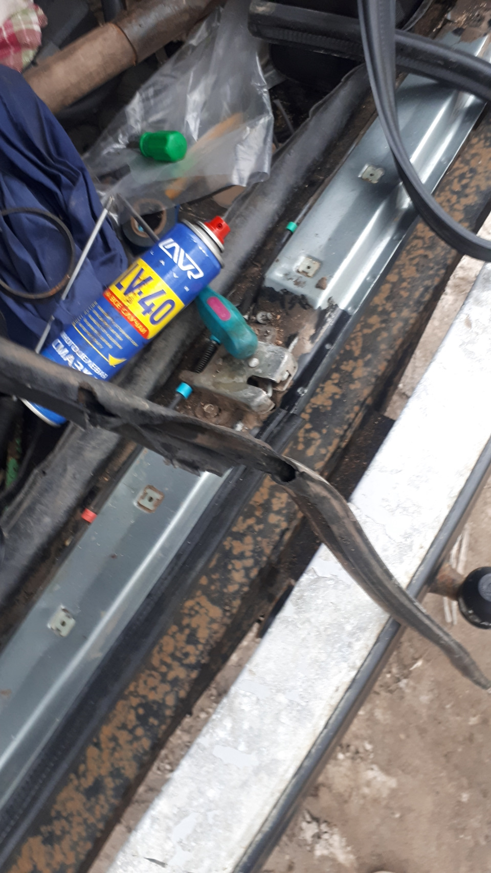 Сигнал теперь на руле, первая подключеная кнопка — ГАЗ Газель, 2,3 л ...