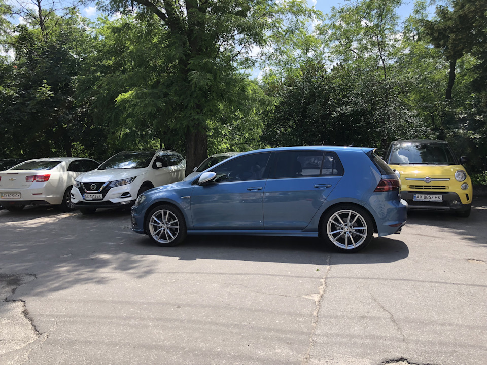 6 — Volkswagen Golf Mk7
