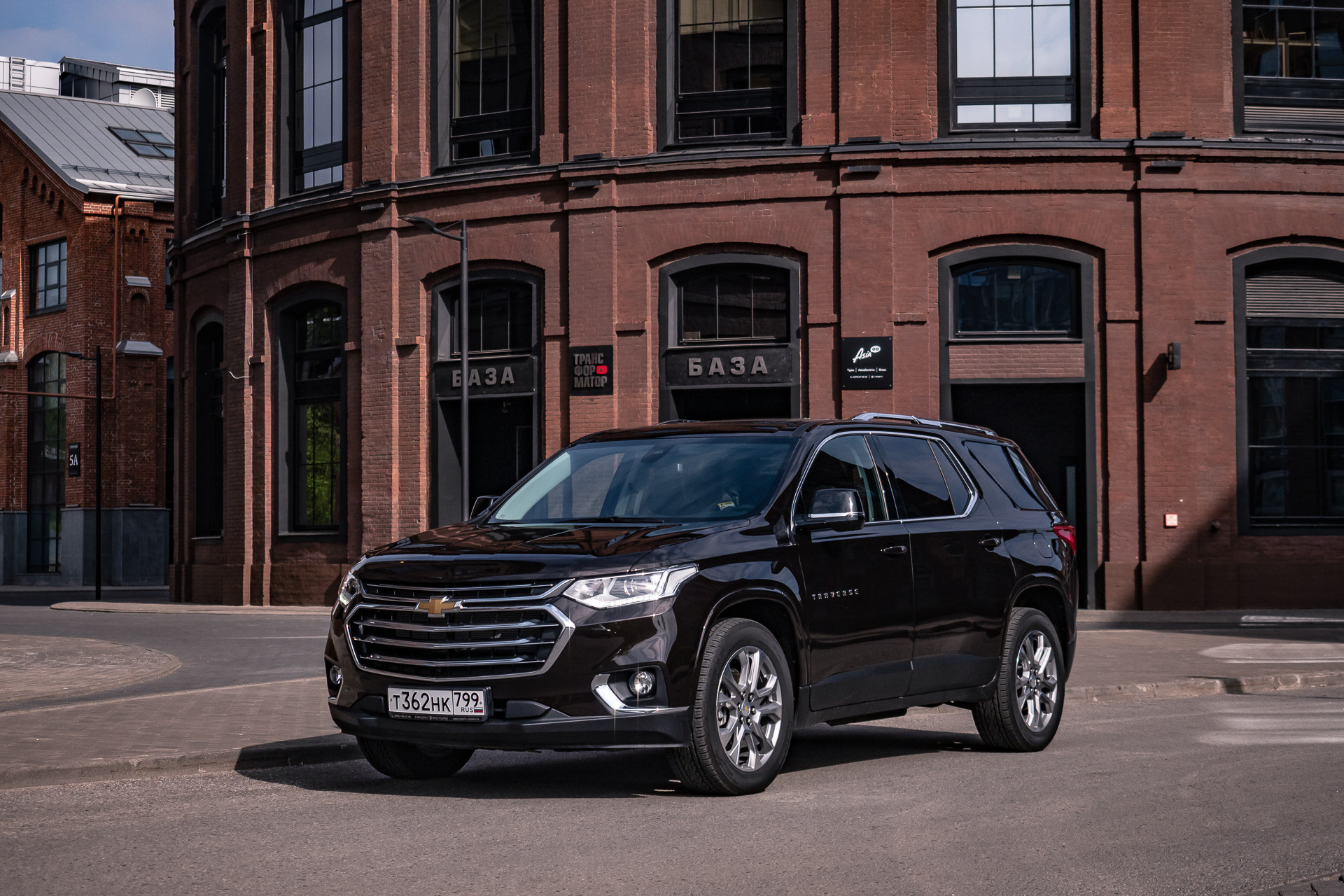 Много автомобиля мало не бывает? Тест-драйв Chevrolet Traverse. —  «Тест-драйвы» на DRIVE2