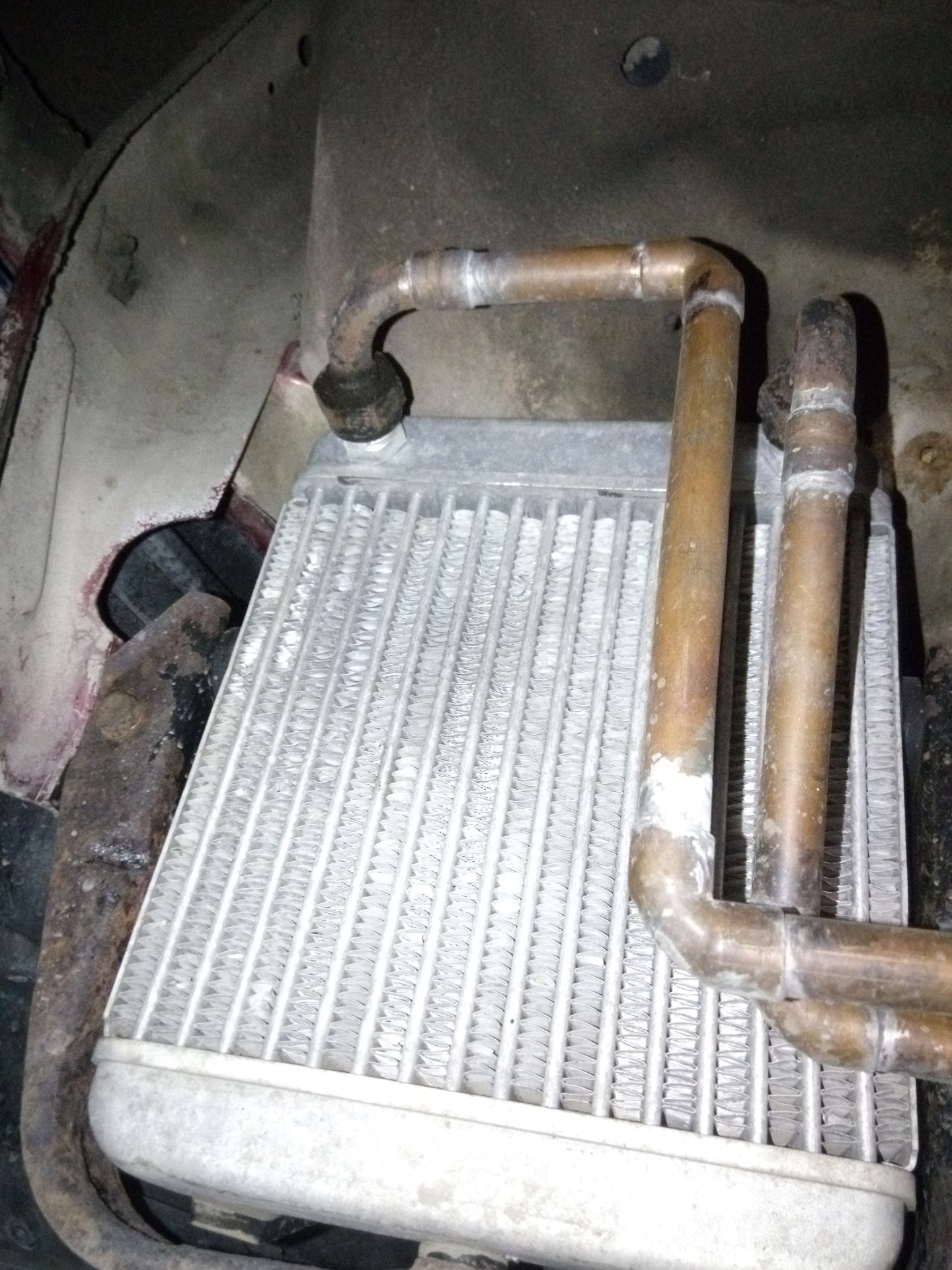 Масляный радиатор опель омега б. Масляный радиатор сааб 9-5. Масляный радиатор от focus rs. Радиатор масляный 2 5. W212 радиатор акпп расположение.