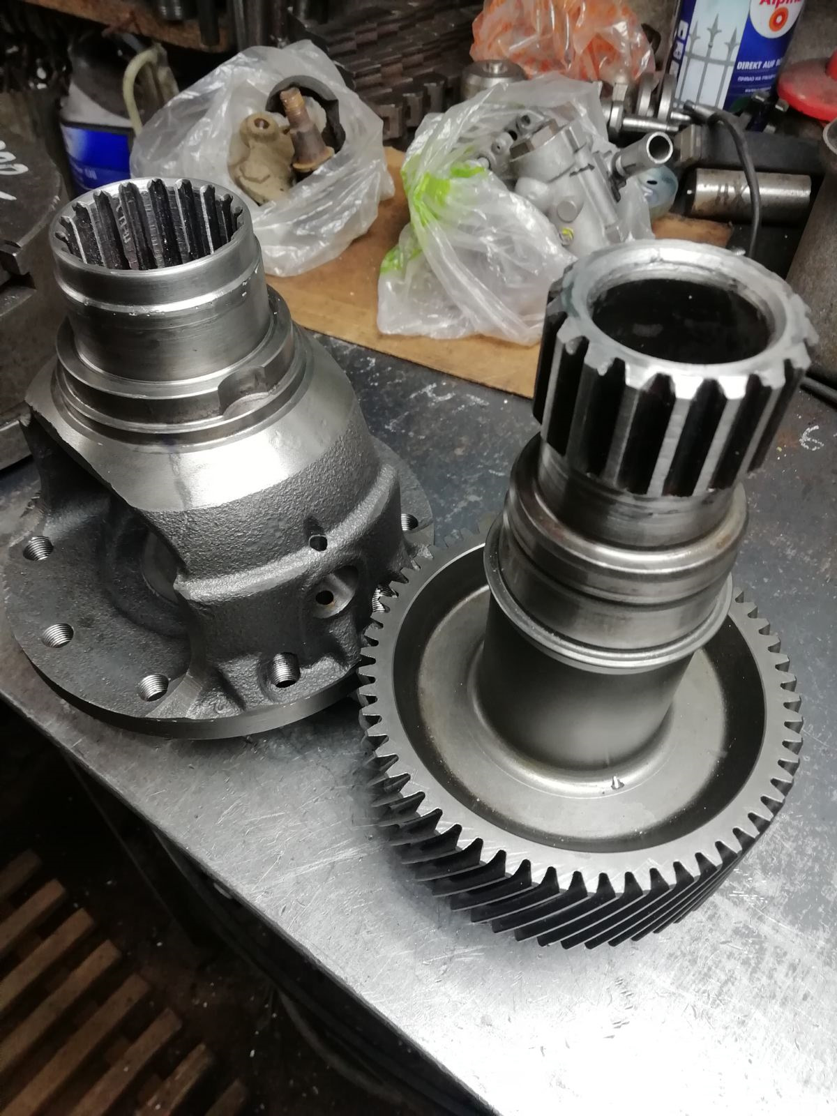 Снятие дифференциала. Дифференциал ваз 2114. Снятие дифференциала. Задний редуктор гранд чероки 5. Снятие дифференциала.