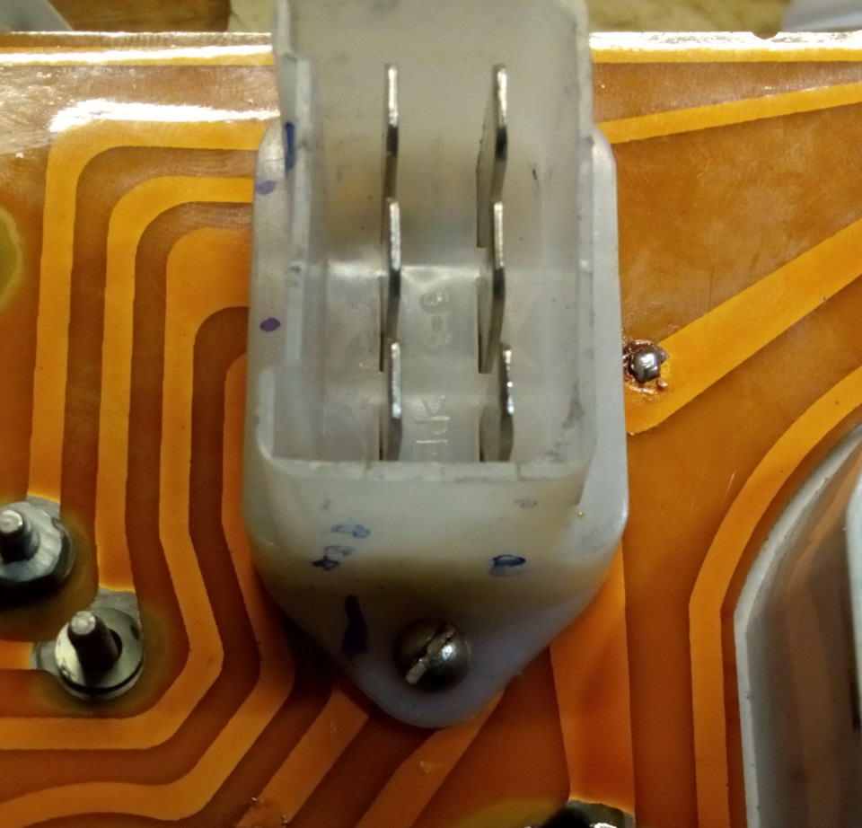 Горят не те лампочки на приборной панели — Lada 11113 Ока, 0,7 л, 2004 ...