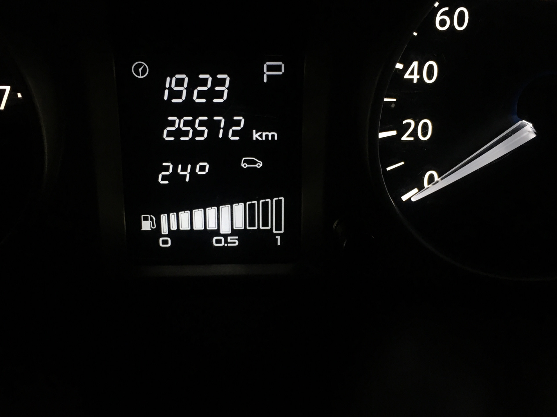 bmw-3-series-e90-2-2008