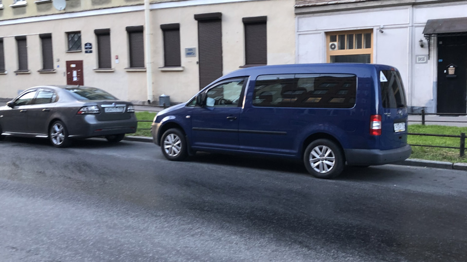 Volkswagen Caddy Фургон дядюшки Мокуса