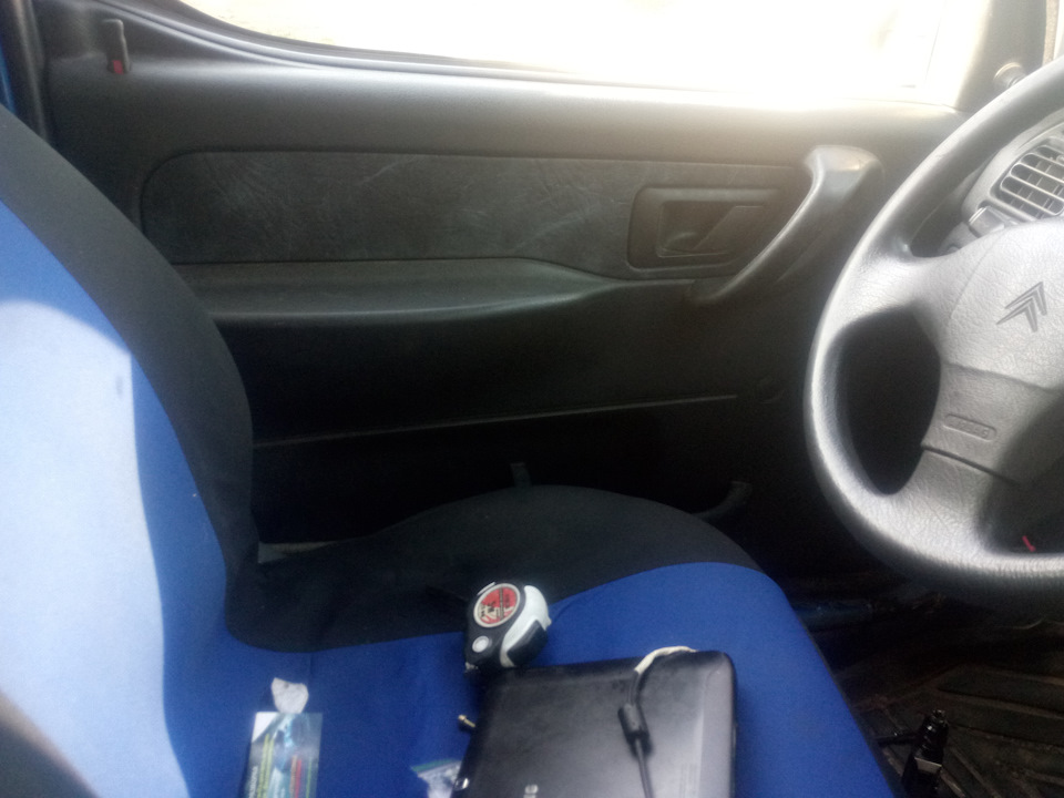 Замена тряпки на \"кожу молодого дермантина\";). Ремонт карт дверей ...