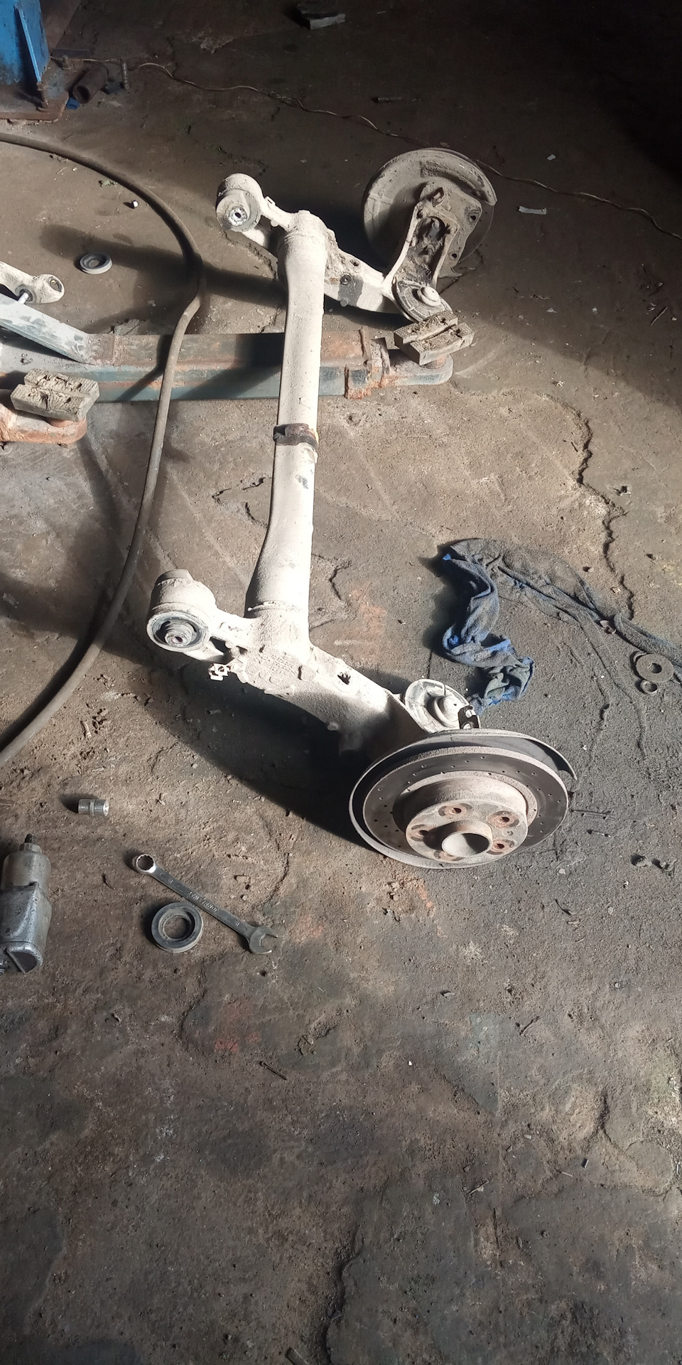 Бензонасос, антикоррозийная обработка бензобака — Mitsubishi Colt V, 1 ...