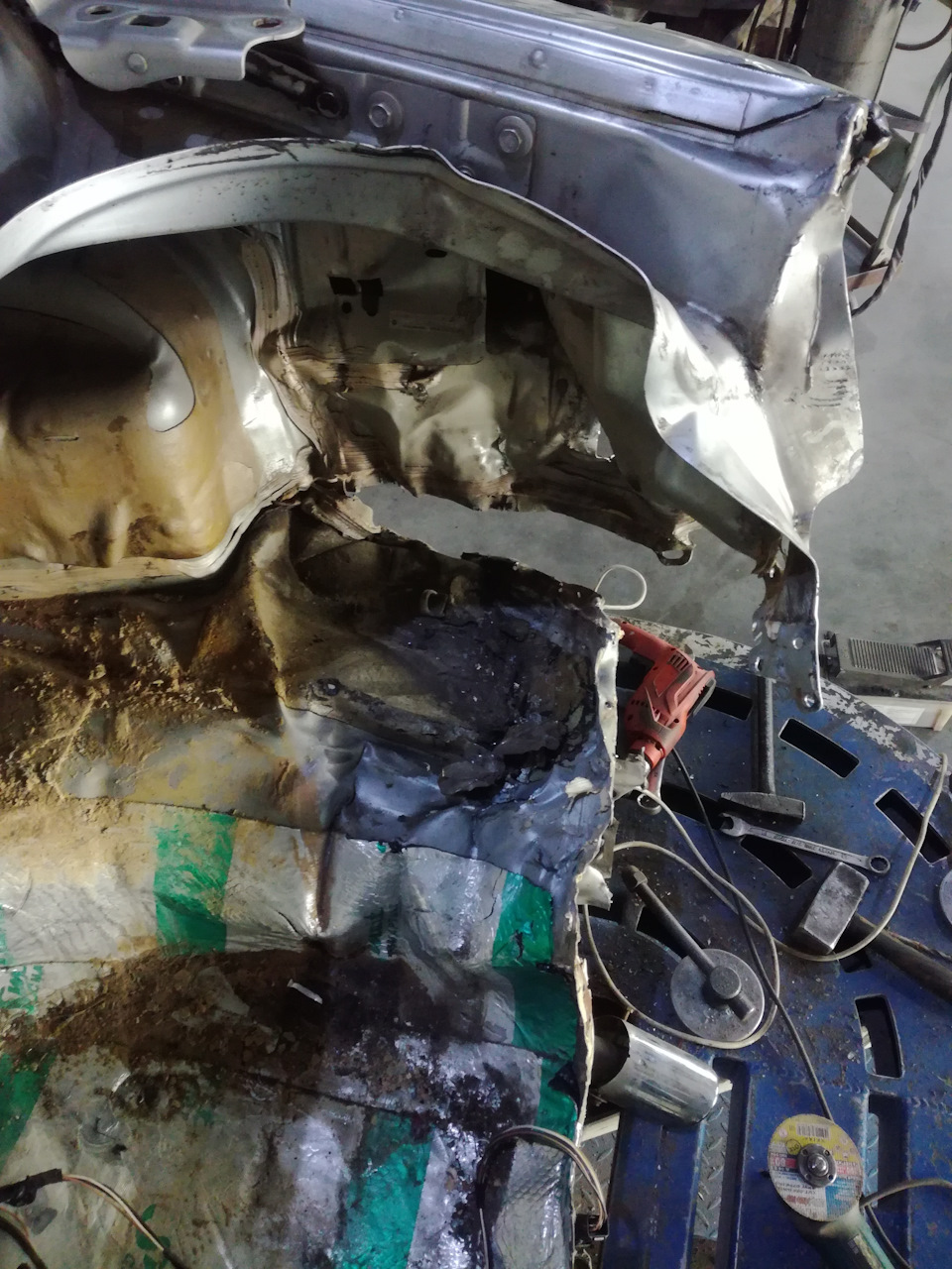 Работы идут полным ходом) готовимся красить — Mercedes-Benz C-class ...