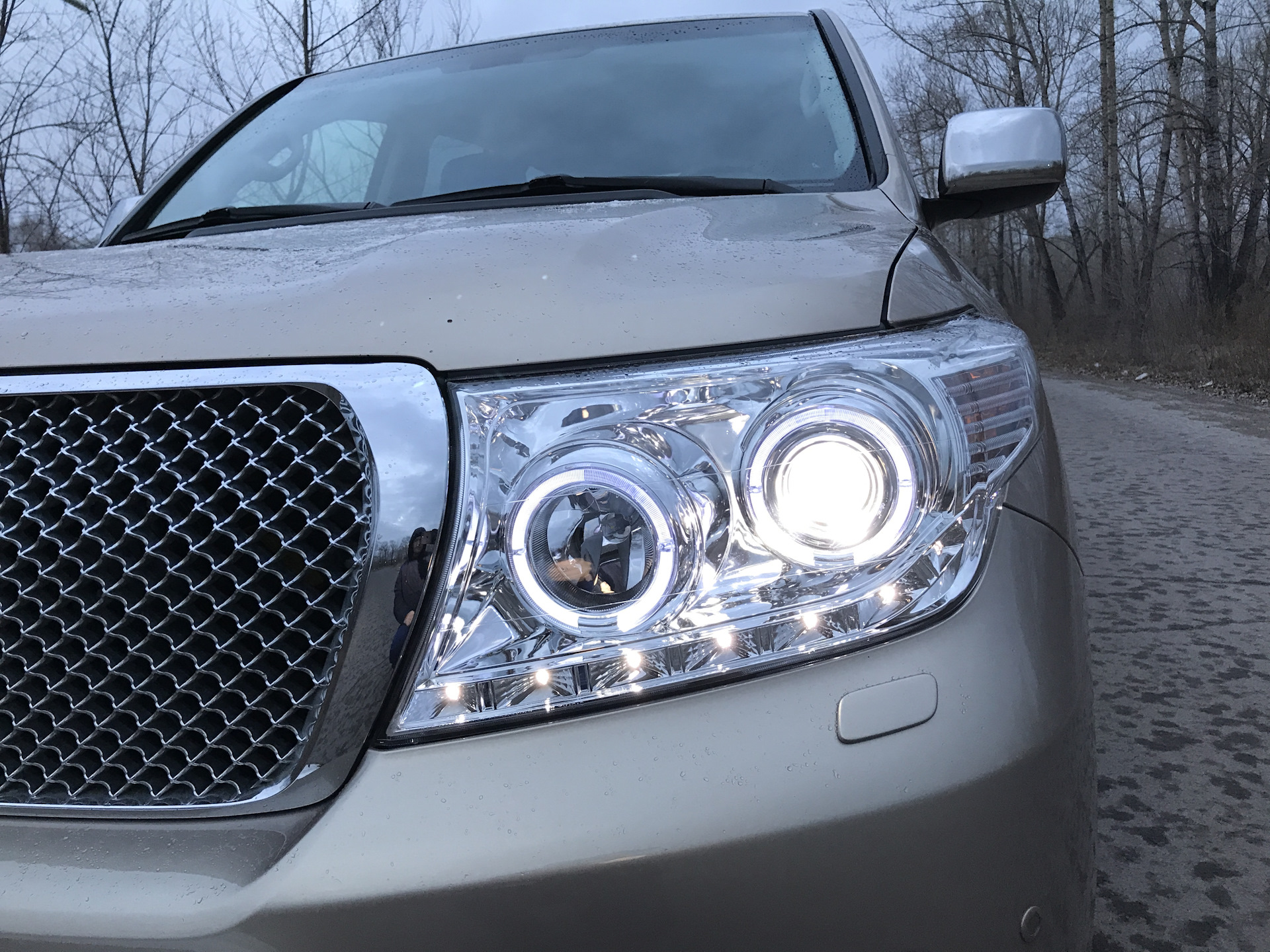 Фары + решетка land cruiser 200. Фара передняя ленд крузер 200. Фара toyota арт. Фары передние toyota land cruiser 200. Lc 200 фары галоген.