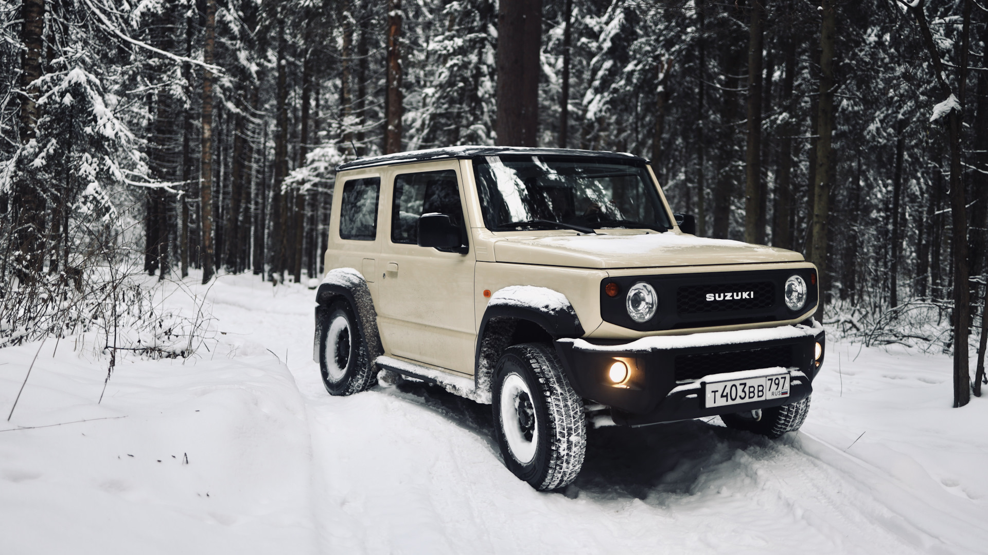 Suzuki Jimny (2018) 1.5 бензиновый 2020 | Белый песок на DRIVE2