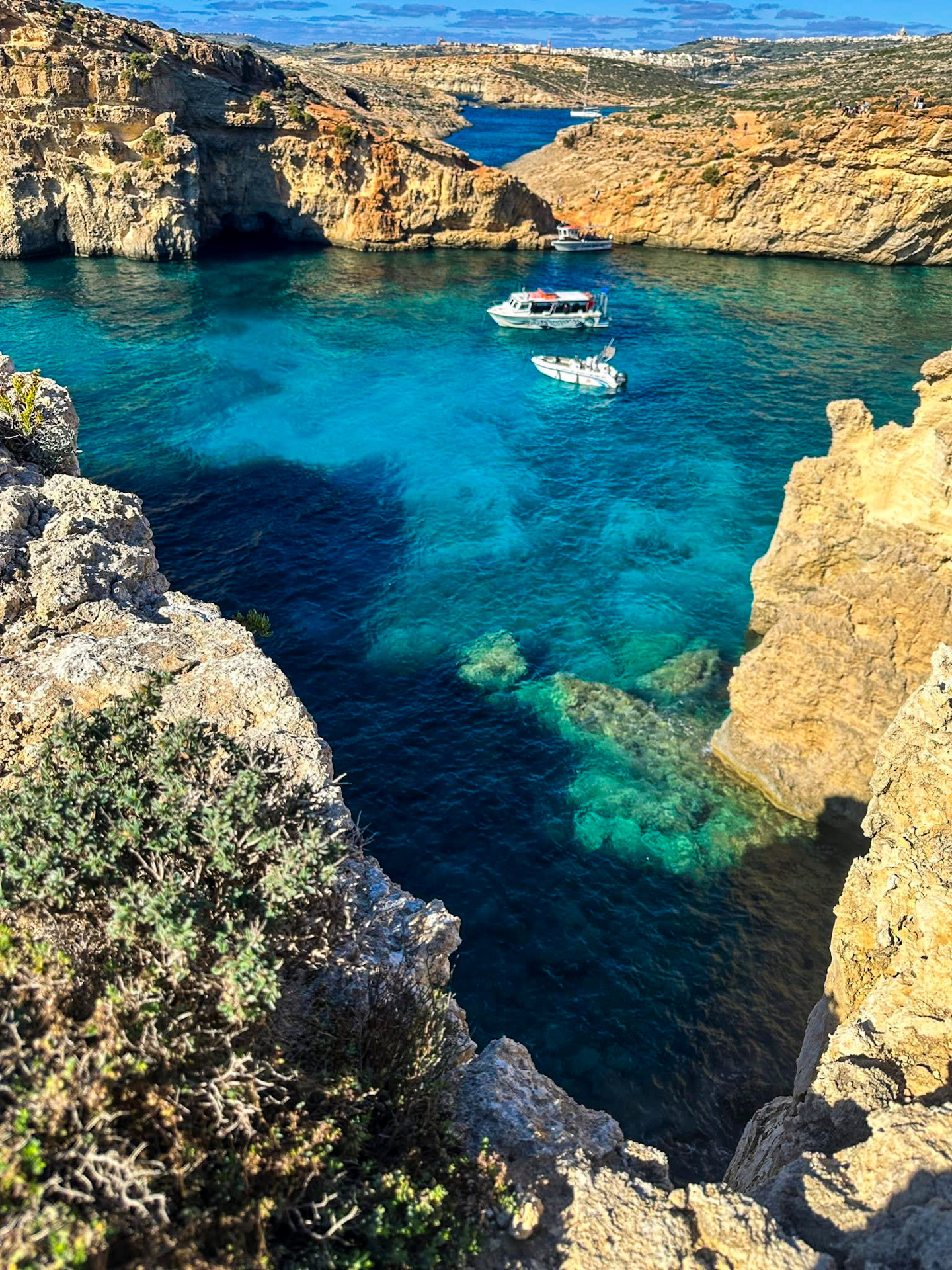 Пляжи Мальты - побережье и море