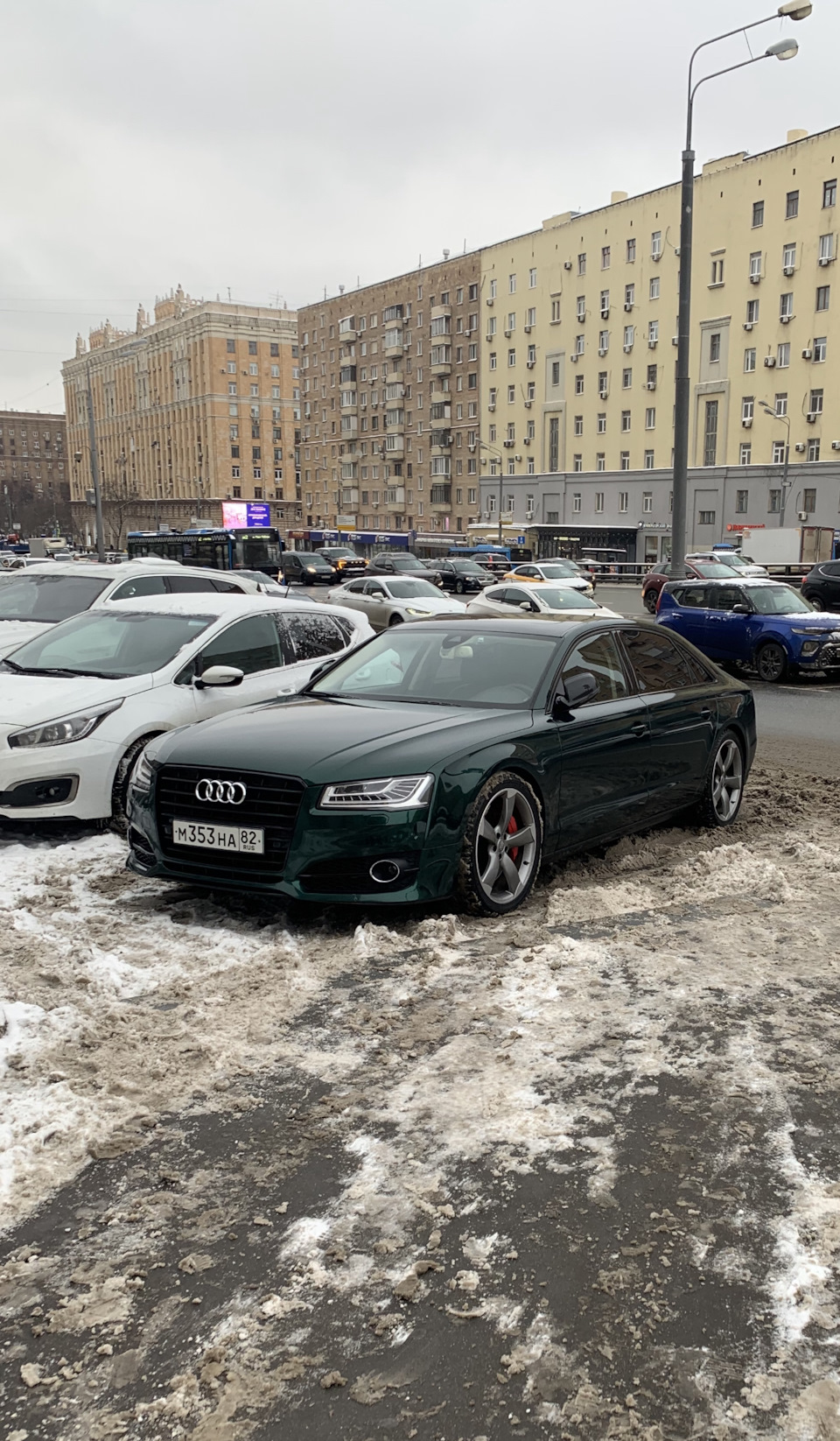 Всех с наступившим! — Audi A8 (D4), 4 л, 2012 года | просто так | DRIVE2