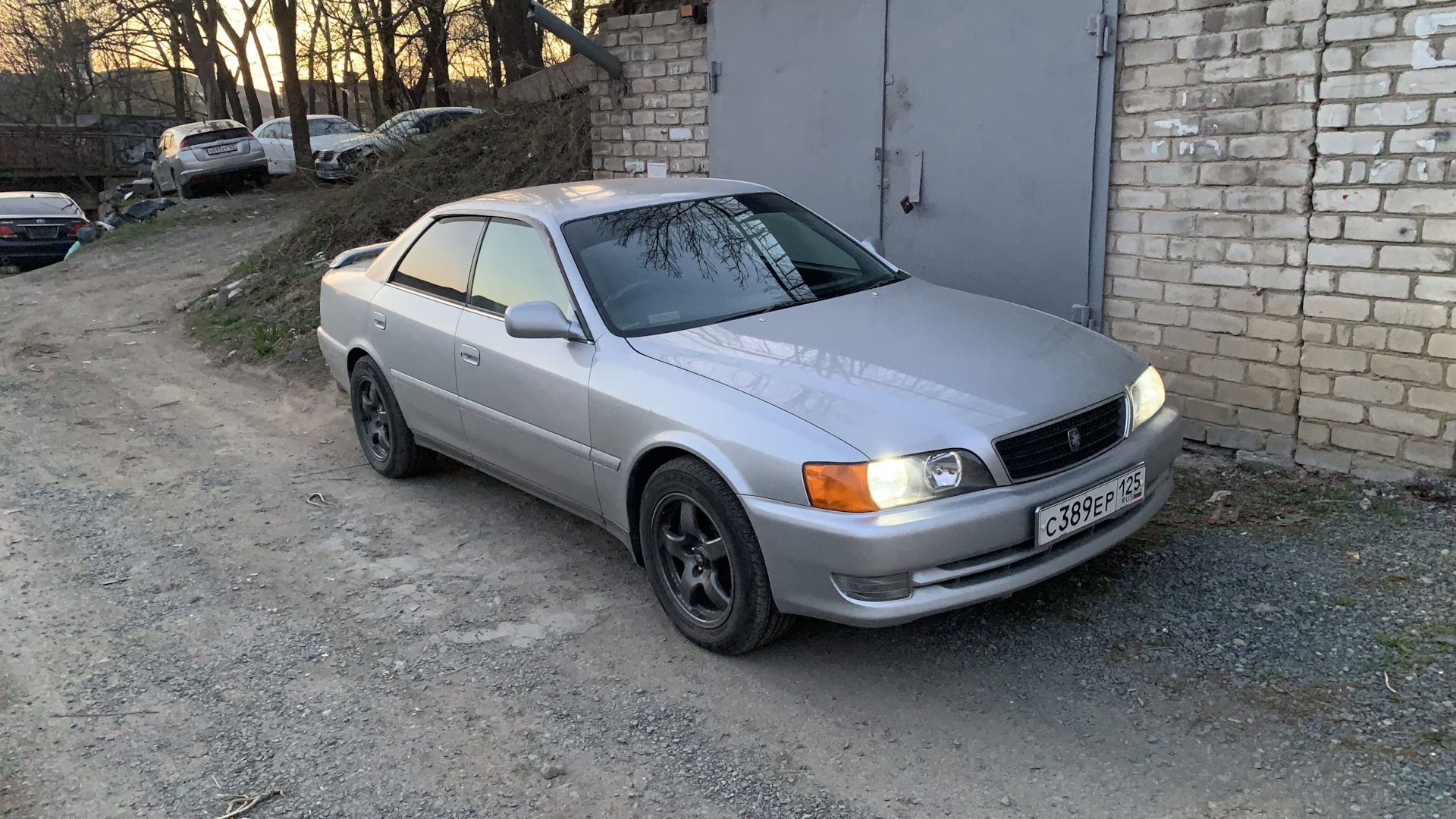 Замена колес на летние и замена масла — Toyota Chaser (100), 2,5 л ...
