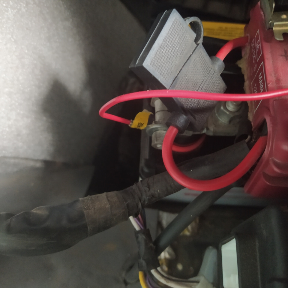 19 — Toyota Prius (20)