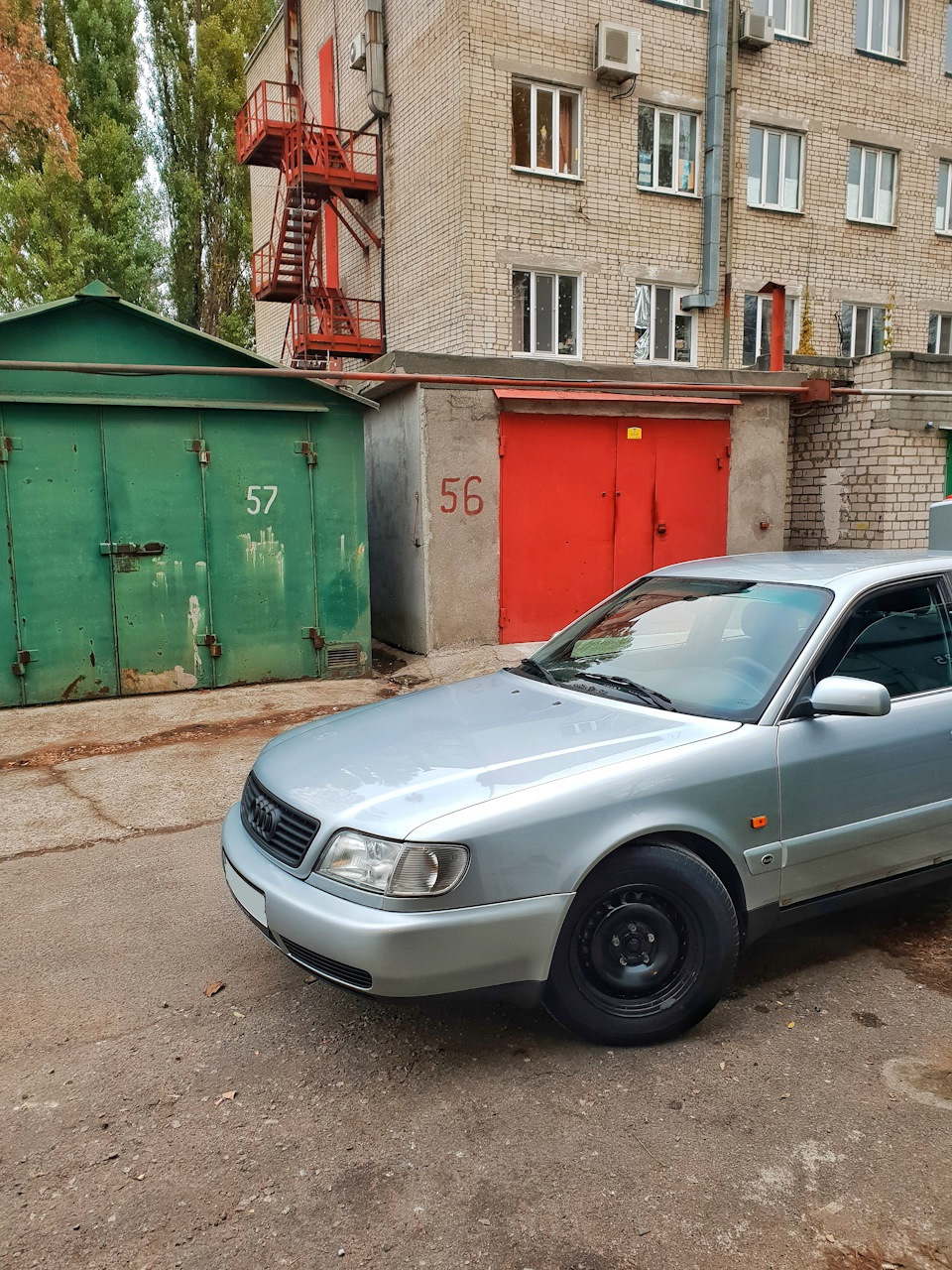 Опоры амортизатора? — Audi A6 (C4), 2,6 л, 1996 года | наблюдение | DRIVE2