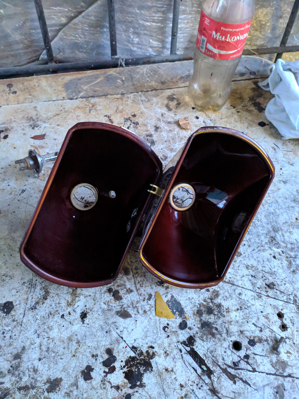 12. Замена верхней опоры амортизаторной стойки — Nissan Note (1G), 1,6 ...