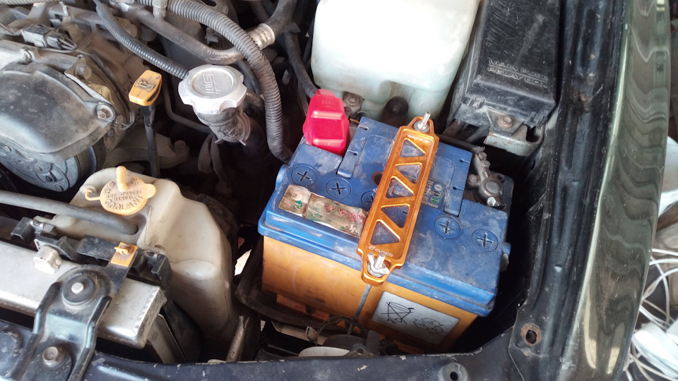 Крепление аккумулятора. Планка Cusco. — Subaru Impreza (GC/GF), 2 л ...