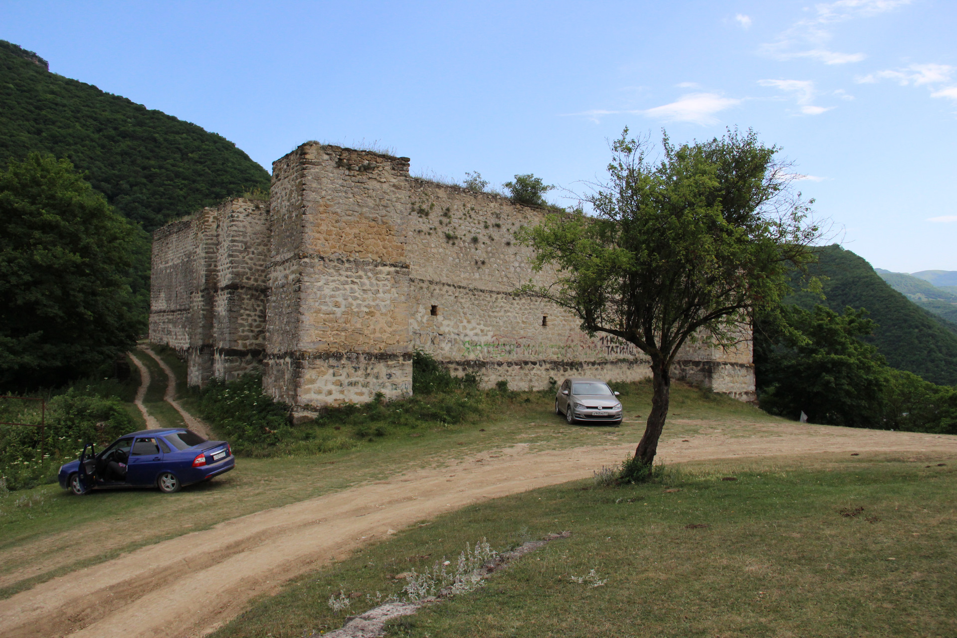 Хучнинская крепость Дагестан