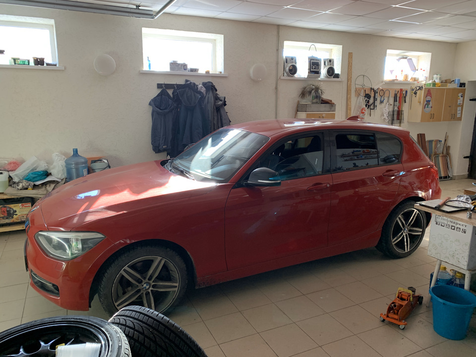 Фото в бортжурнале BMW 1 series (F20)