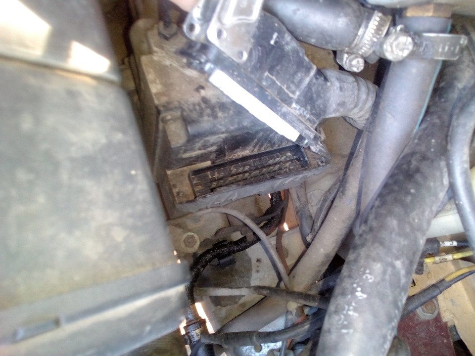 Горит датчик ABS, Audi A6 C4 — Audi A6 (C4), 2,6 л, 1996 года | своими ...