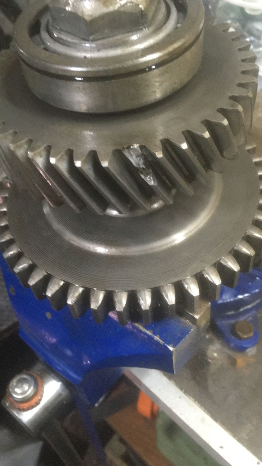 Зуб на шестерне в раздатке оторвало… Только не понятно как🤔 — УАЗ ...