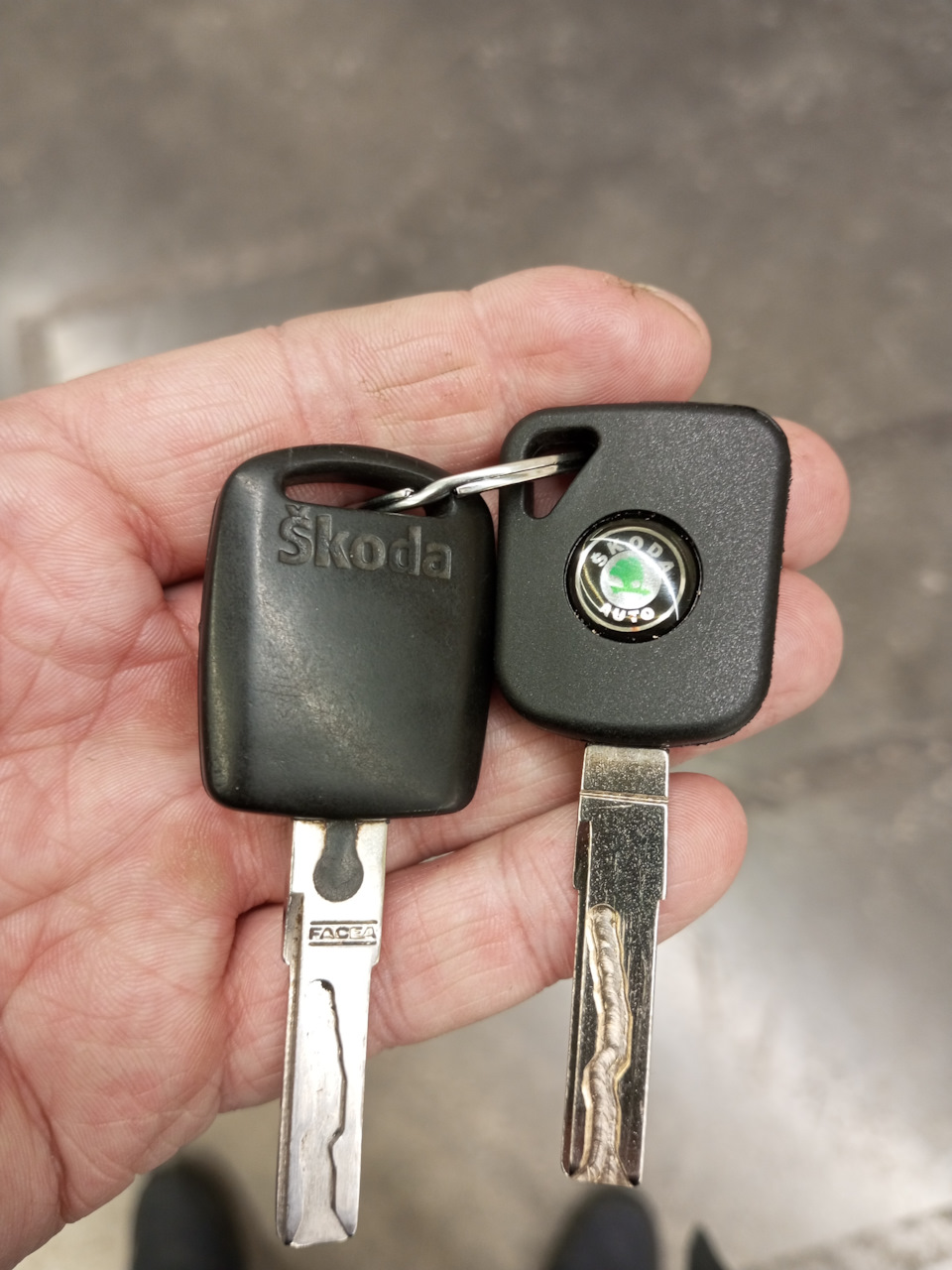 Новый ключ и облом + на стартер — Skoda Octavia A4 Mk1, 1,6 л, 2008 ...