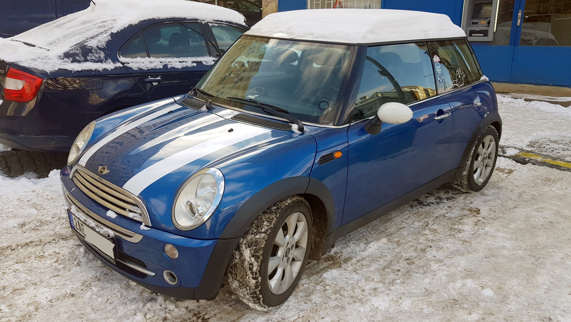 MINI Cooper Mk I 1.6 бензиновый 2006 | с белой крышей на DRIVE2