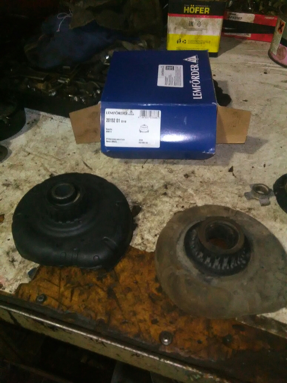 Опора стойки (сакс) — Volvo V70 II, 2,4 л, 2003 года | поломка | DRIVE2