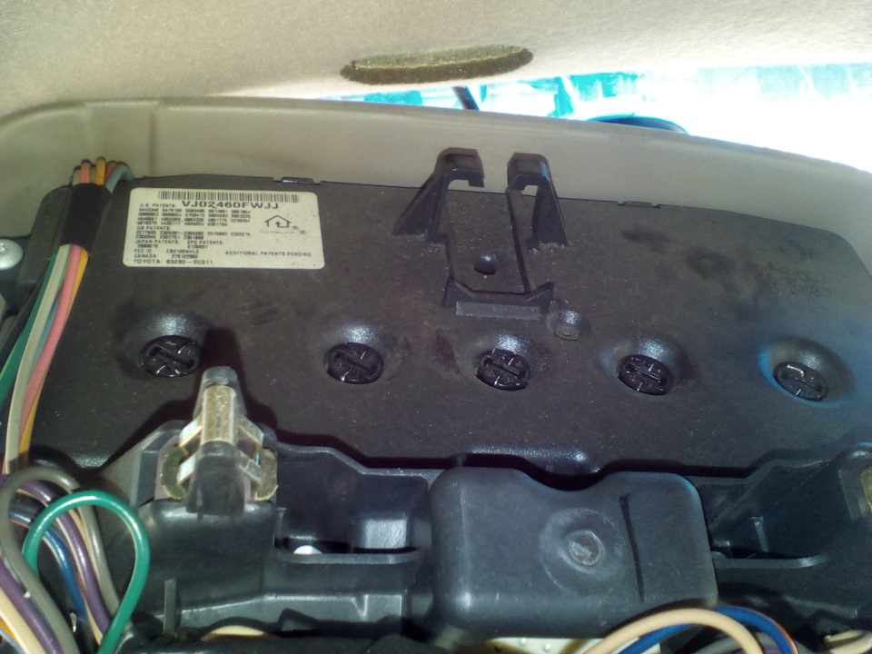 Фото в бортжурнале Toyota Sequoia (1G)