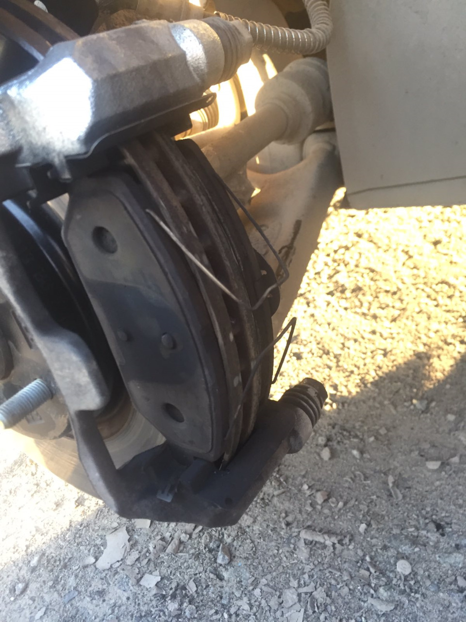 без скобы — KIA Ceed SW (3G)