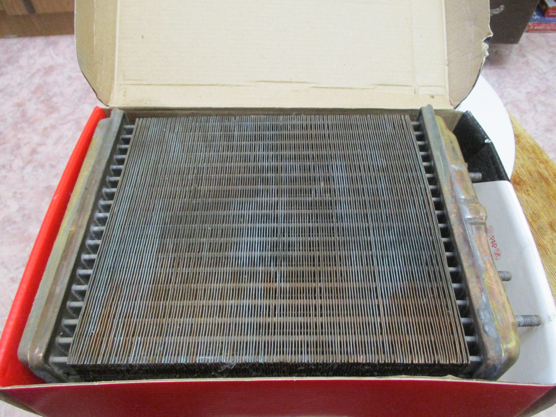 Пайка латунного радиатора отопителя Ваз 2106 — Lada 21061, 1,5 л, 1996 ...