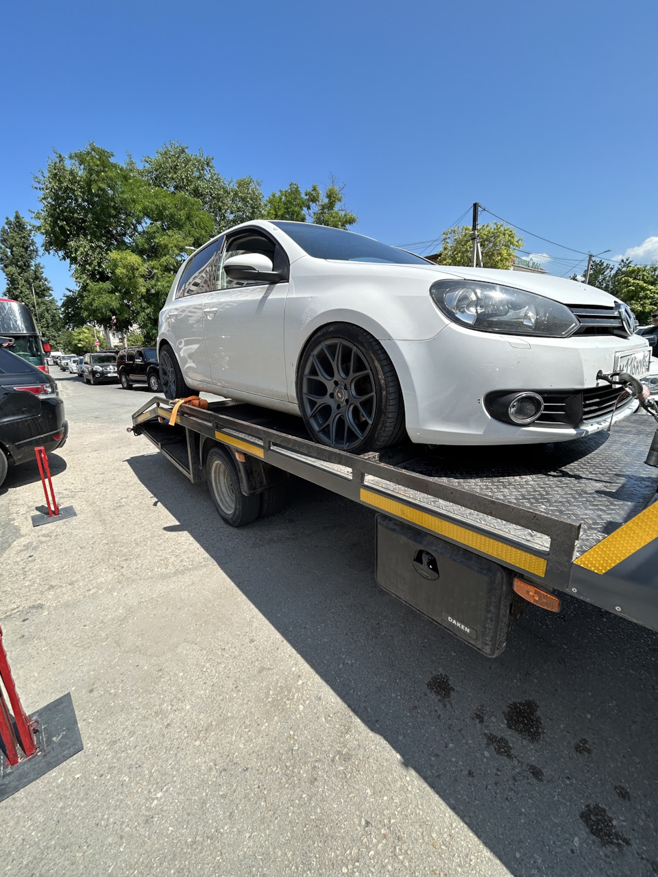 Пост рассуждений / возможно продажа — Volkswagen Golf Mk6, 1,4 л, 2011 года  | просто так | DRIVE2