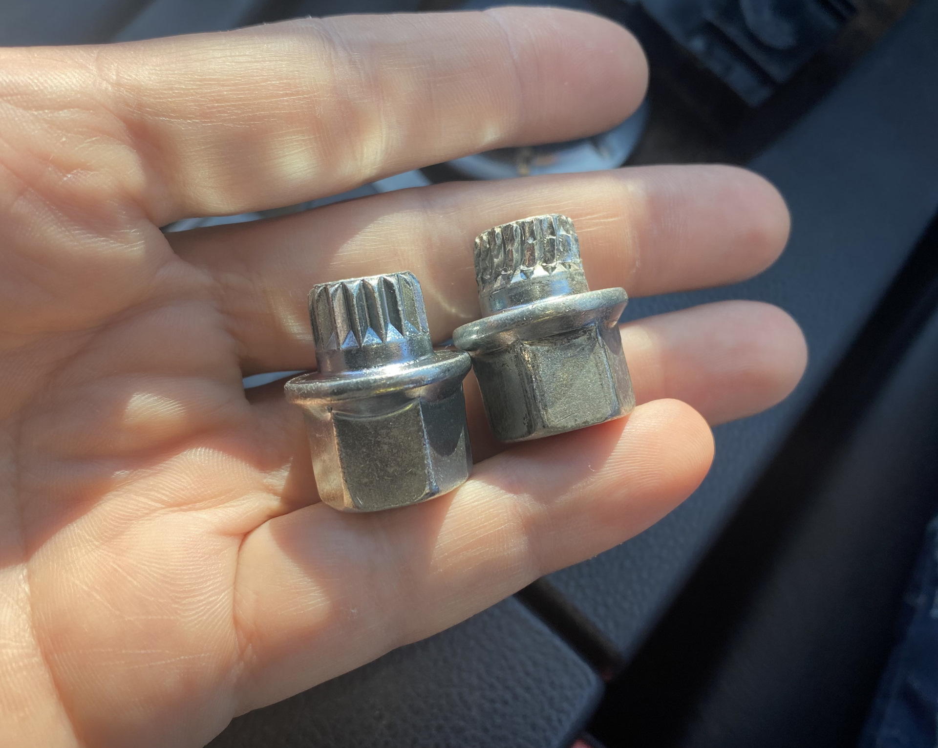 Ключ секреток — BMW 5 series (E60), 3 л, 2003 года | расходники | DRIVE2