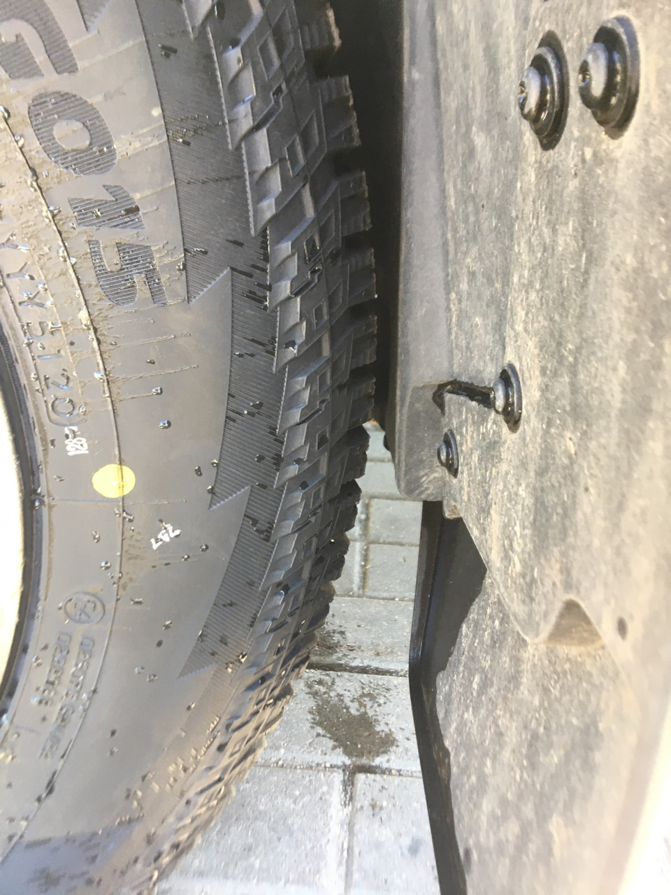 Yokohama Geolandar 215/70R16. Диски iFree Джет. — Renault Duster (2G ...