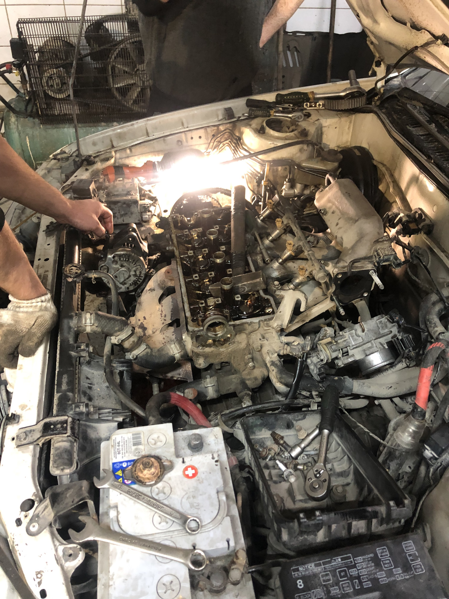 Капиталка ДВС, оборвало маховик — Toyota Corolla (110), 1,5 л, 1999 ...