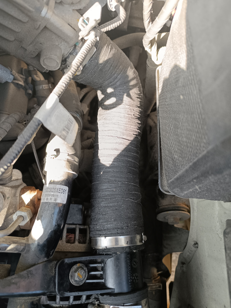 И снова верхний патрубок от интеркулера к впускному — Haval H9 (1G), 2 ...