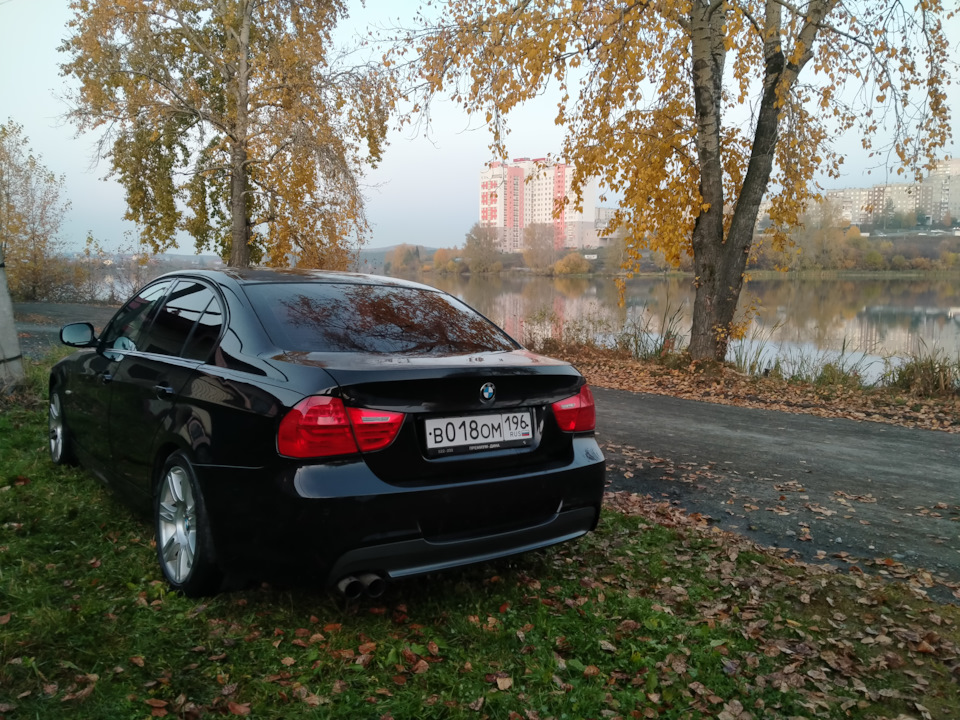 Как победить запах горелого масла в салоне? — BMW 3 series (E90), 2,5 л ...