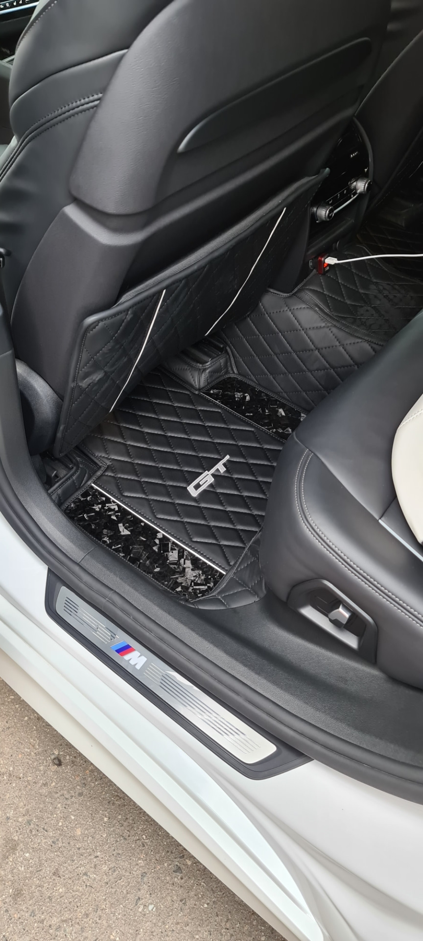 Новые ковры — BMW 6 series GT, 3 л, 2019 года | аксессуары | DRIVE2