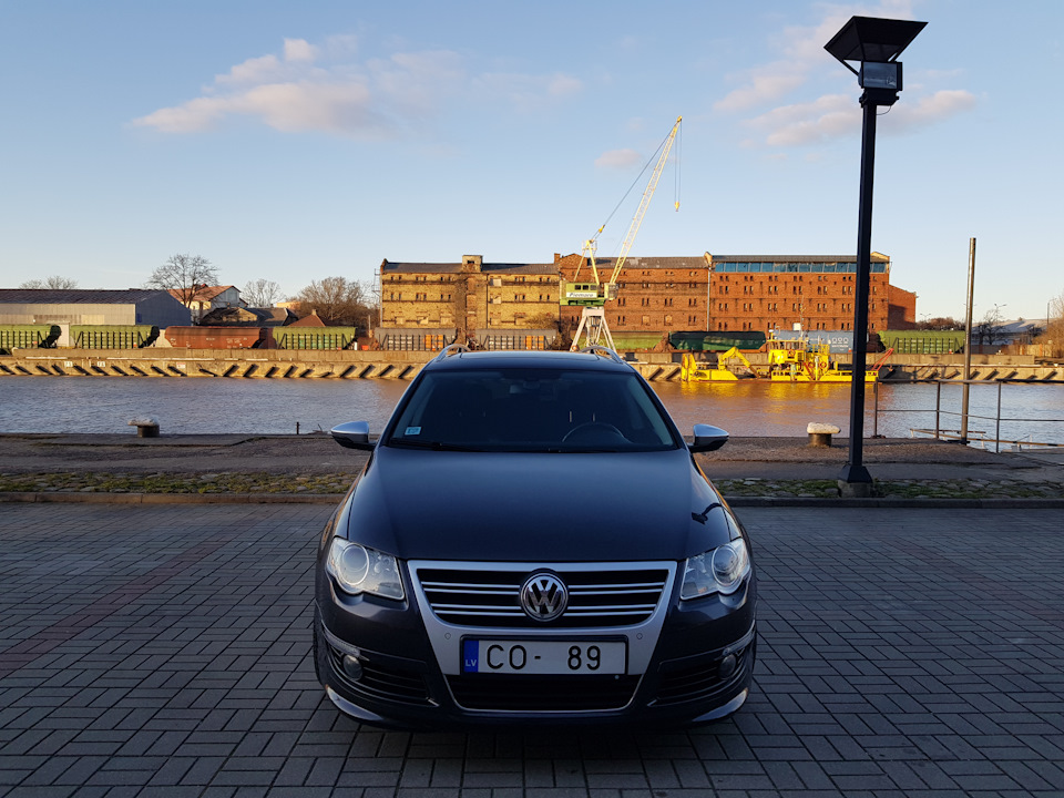 пассат б6 поворотники с ДХО — Volkswagen Passat Variant (B6), 2 л, 2007 ...